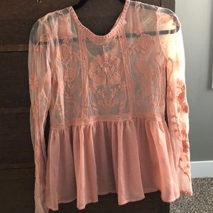 Sheer mauve flowy top
